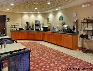 Wingate By Wyndham Near Charles 2*